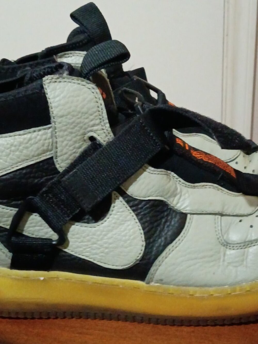 Size 11 - Nike Air Force 1 Utility Mid Spruce Fog / Rare High top Air Force Ones - Picture 4 of 15